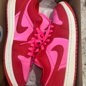 Womens air Jordan 1 Low SE Pink Blast/chili red-sail